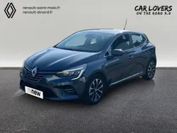 Gris Utilisé 2022 Renault Clio V Intens Berline | 19 490 € (Prix assez cher)