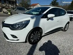 Blanc Utilisé 2019 Renault Clio IV Business Citadine | 7 990 € (Bon prix)