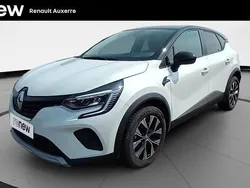 Blanc Utilisé 2024 Renault Captur Evolution SUV | 18 490 € (Prix juste)