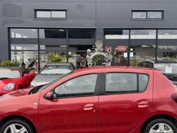 Utilisé 2017 Dacia Sandero Lauréate Citadine | 6 990 € (Bon prix)