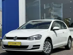 Blanc Utilisé 2015 VW Golf VII Trendline Citadine | 10 990 € (Prix assez cher)