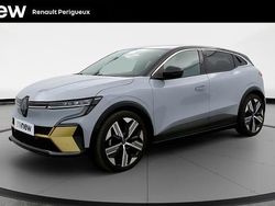 Gris Utilisé 2023 Renault Mégane Iconic Berline | 25 990 € (Prix juste)