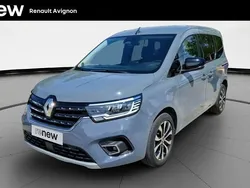 Gris Utilisé 2022 Renault Kangoo Intens Monospace | 22 499 € (Prix assez cher)