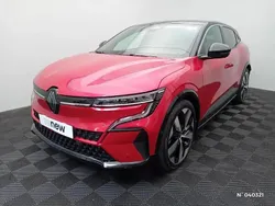 Rouge Utilisé 2023 Renault Mégane Techno Berline | 28 995 € (Prix assez cher)