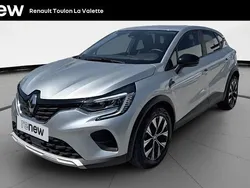 Gris Utilisé 2024 Renault Captur Evolution SUV | 19 490 € (Prix juste)