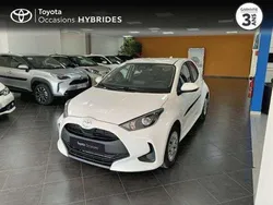 Utilisé 2024 Toyota Yaris Hybrid Berline | 19 990 € (Prix juste)