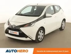 Blanc Utilisé 2016 Toyota Aygo X-play Citadine | 7 990 € (Bon prix)