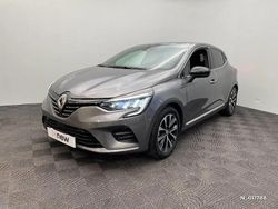Gris Utilisé 2023 Renault Clio V Techno | 17 450 € (Prix juste)