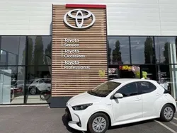 Utilisé 2021 Toyota Yaris Hybrid Business Edition Berline | 17 480 € (Bon prix)