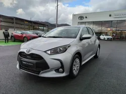 Gris Utilisé 2023 Toyota Yaris Hybrid Business Edition | 19 490 € (Super prix)