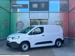 Blanc icy Nouvelle 2025 Fiat Doblò Connect Monospace | 19 890 € (Prix juste)