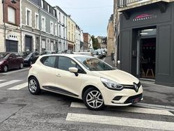 Beige Utilisé 2017 Renault Clio IV Zen Berline | 7 990 € (Prix juste)