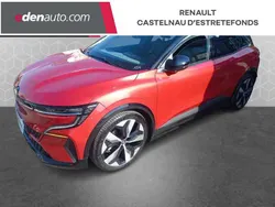 Rouge Utilisé 2022 Renault Mégane Techno Berline | 24 990 € (Prix juste)