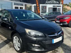 Utilisé 2012 Opel Astra Berline | 6 390 € (Prix assez cher)