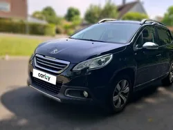 Noir Utilisé 2015 Peugeot 2008 Style SUV | 6 490 € (Prix juste)