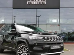 Noir Utilisé 2022 Jeep Compass Limited SUV | 23 490 € (Prix juste)