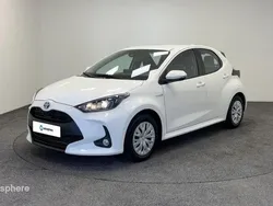 Blanc Utilisé 2022 Toyota Yaris Hybrid Business Edition Berline | 18 699 € (Prix juste)