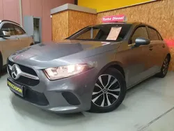 Gris Utilisé 2020 Mercedes A180 Citadine | 26 900 € (Prix assez cher)