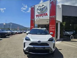 Utilisé 2022 Toyota Yaris Hybrid | 22 600 € (Prix juste)
