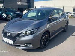 Gris Utilisé 2022 Nissan Leaf Acenta Citadine | 13 999 € (Prix juste)