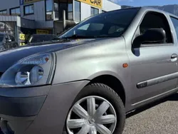 Utilisé 2002 Renault Clio II Expression Citadine | 2 990 € (Bon prix)