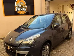 Noir Utilisé 2011 Renault Scénic III Monospace | 4 490 € (Prix juste)