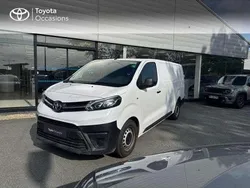 Utilisé 2023 Toyota Proace Van | 24 490 € (Prix juste)