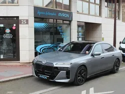 Gris Utilisé 2023 BMW 750e M Sport Berline | 87 990 € (Prix juste)