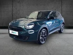 Bleu Utilisé 2024 Fiat 600 La Prima | 23 990 € (Super prix)
