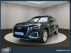 Gris Utilisé 2024 Audi Q2 Advanced SUV | 31 271 € (Prix juste)