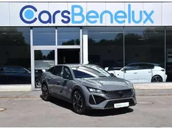 Gris Utilisé 2024 Peugeot 408 Allure Berline | 25 480 € (Prix juste)