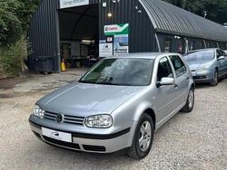 Occasion 2001 VW Golf IV Berline | 4 000 € (Prix assez cher)