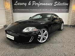 Noir Utilisé 2011 Jaguar XK Coupé | 36 990 € (Prix juste)