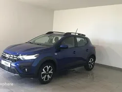 Bleu Utilisé 2024 Dacia Sandero Expression Citadine | 16 499 € (Prix juste)