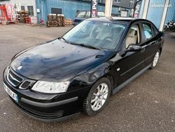 Noir Utilisé 2004 Saab 9-3 Berline | 3 950 €