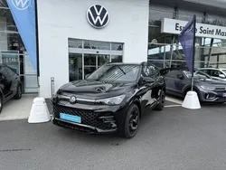 Noir Utilisé 2025 VW Tiguan R-line Edition SUV | 59 900 € (Prix juste)
