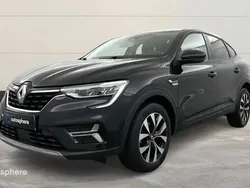 Noir Utilisé 2023 Renault Arkana Evolution SUV | 21 999 € (Prix juste)
