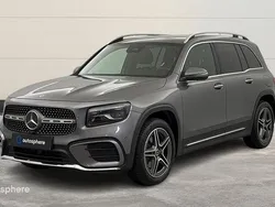 Gris Nouvelle 2024 Mercedes GLB200 AMG line SUV | 49 699 € (Prix assez cher)