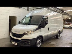 Blanc Utilisé 2020 Iveco Daily Van | 28 599 €