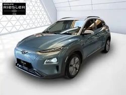 Bleu Utilisé 2021 Hyundai Kona Style SUV | 19 680 € (Prix juste)