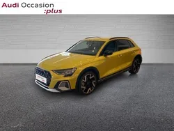 Jaune python métallisé Nouvelle 2024 Audi A3 Design Berline | 45 990 € (Prix assez cher)