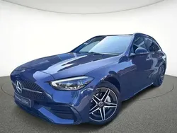 Bleu Utilisé 2024 Mercedes C300 AMG line Break | 52 990 € (Prix juste)