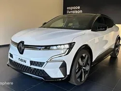 Biton Nouvelle 2024 Renault Mégane Techno SUV | 33 499 € (Prix juste)