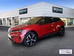 Rouge Utilisé 2022 Renault Mégane Techno Berline | 23 480 € (Prix juste)