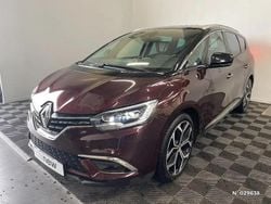 Rouge Utilisé 2021 Renault Grand Scénic IV Intens Monospace | 20 990 € (Prix assez cher)
