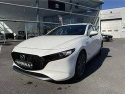 Nouvelle 2025 Mazda 3 Center-Line Berline | 31 990 € (Prix juste)