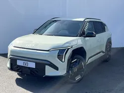 Vert Utilisé 2025 Kia EV3 GT-Line SUV | 39 989 € (Prix juste)