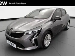 Gris Utilisé 2024 Renault Clio V Evolution Citadine | 15 990 € (Prix juste)