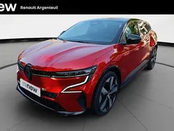 Rouge Utilisé 2023 Renault Mégane Techno Berline | 24 980 € (Prix juste)