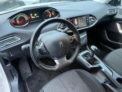 Blanc Utilisé 2020 Peugeot 308 S Berline | 11 900 € (Super prix)